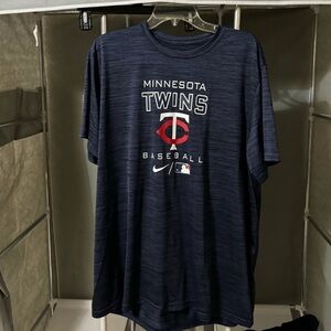 Nike Dri-Fit Minnesota Twins Shirt